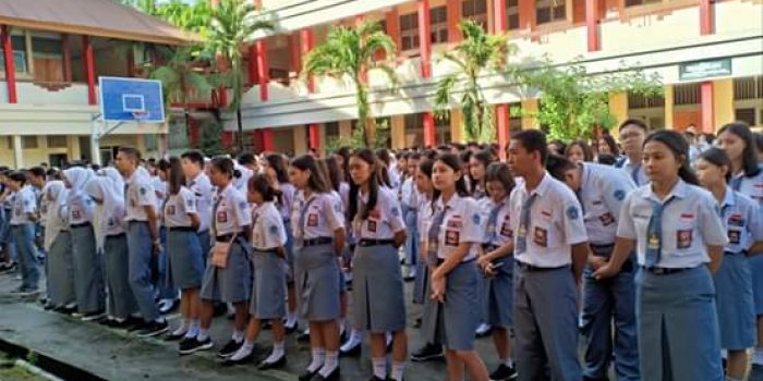 Banyak Orang Menyimpan Kesan Tersendiri Di Masa SMA Nya